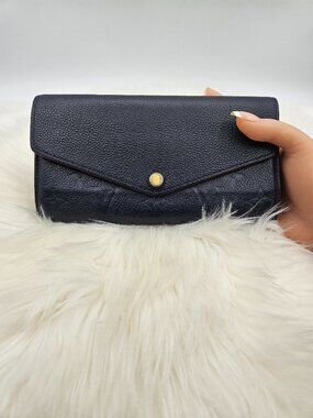 Louis Vuitton  Sarah Marine Bleu Empreinte Wallet